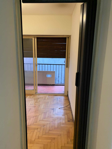 Departamento 2 Ambientes Con Balcon Almagro Capital Federal