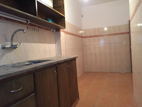 Alquilo Apartamento 3 Dormitorios, Con Garaje. Sin Gastos Comunes. Malvin