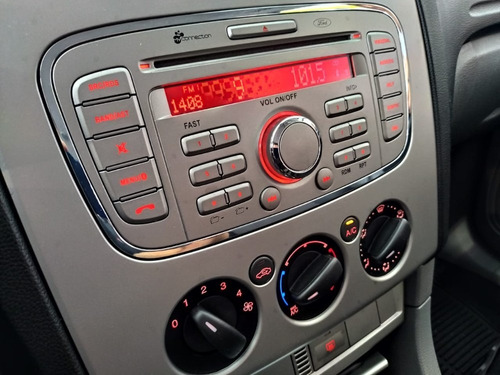 Ford Focus Sedan 2.0 Automático 2012