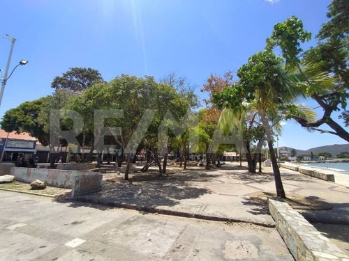 Imagen 12 de 14 de Re/max 2mil Vende Terreno En Juan Griego Frente A La Bahia - Isla De Margarita
