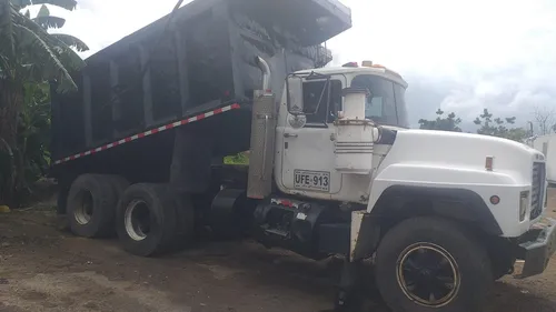 Mack Enfermera