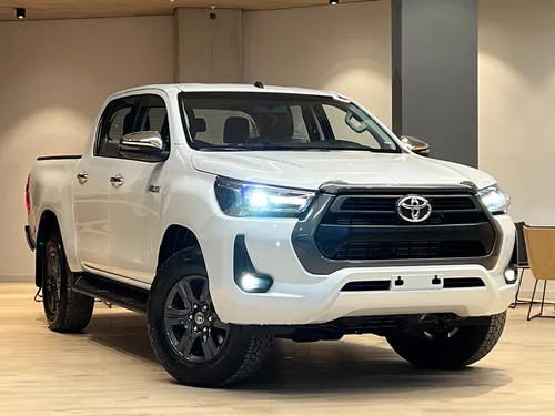 Toyota Hilux 2.4 Diesel Srv 4X4 At
