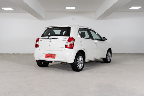 Imagen 5 de 15 de Toyota 2016 Etios 1.5 5 Ptas Xls