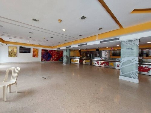 Alquiler Edificación Comercial De 3 Niveles En Av. Cuatricentenaria Valencia Fp