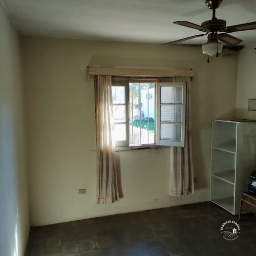 Venta Casa 2 Dormitorios Gowland Con Cochera