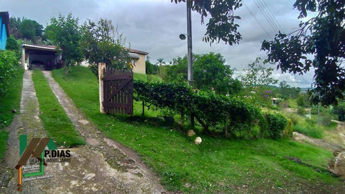 Imagem 4 de 30 de Chácara Muito Bem Localizada, Ideal Para Quem Busca Tranqüilidade Na Região Do Circuito Das Águas. - Ch0046