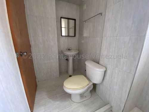 Imagen 16 de 24 de Gustavo Zavala Rentahouse 22-25802