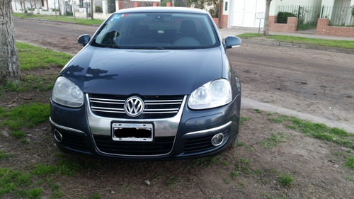 Volkswagen Vento 1.9 I Advance 2010