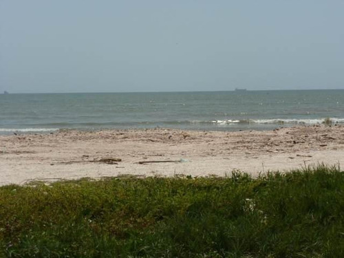 Imagen 10 de 13 de Ciudad Balneario Higuerote, Venta Terreno Frente Playa Chocolatico.