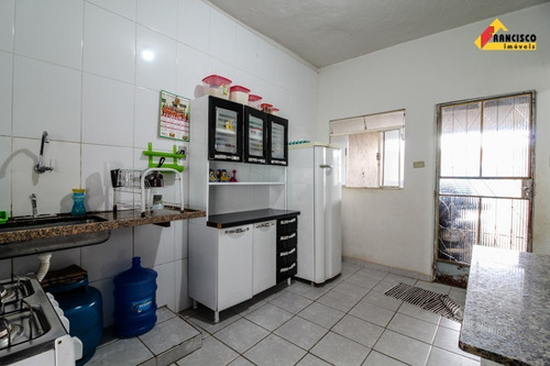 Imagem 4 de 11 de Casa À Venda, 3 Quartos, 2 Vagas, Paraíso - Divinópolis/mg - 31204