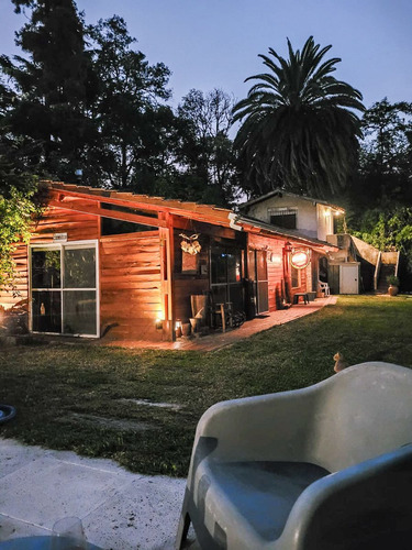 Venta Casa 6 Ambientes C/dep. Barrio Los Jazmines