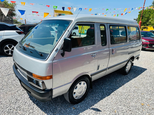 Nissan Ichivan Lujo