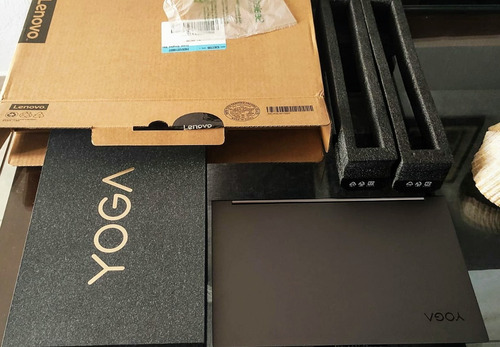 Yoga C-940 2-in-1 14 Touch-screen Laptop Intel Core I7 (Usado)