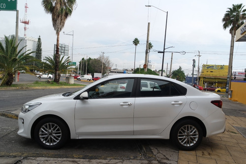 Imagen 3 de 14 de 2018 Kia Rio Ex Como Nuevo