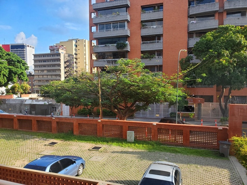 Imagen 28 de 30 de Alquilo Apartamento 80m2 1h/2b/2pe Campo Alegre 1498