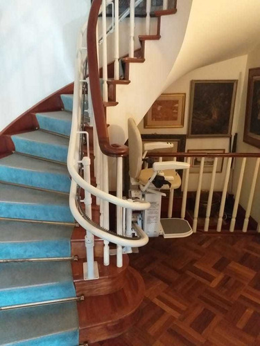 Imagen 2 de 7 de Sillas Salvaescaleras En Paraguay