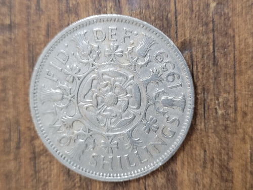 Lote 2 Moedas 2 Shillings Inglaterra 1959 E 1961 (Usado)
