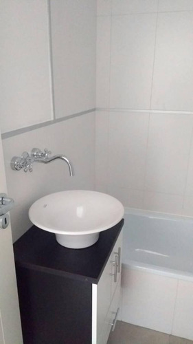 Imagen 9 de 13 de Departamento En Venta De 3 Ambientes Con 2 Cocheras - Banfield