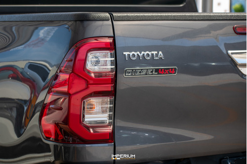 Toyota Hilux 2.8 Tdi Cabina Doble At