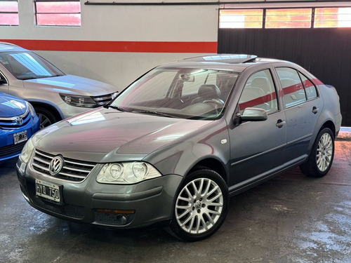 Volkswagen Bora 1.8 Highline T 180cv Cuero
