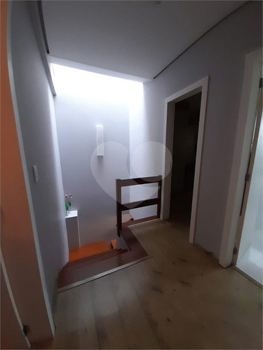 Imagem 14 de 30 de Excelente Casa Em Condomínio Com 3 Dormitórios, Sendo 1 Suíte Na Zona Sul. - Reo576870