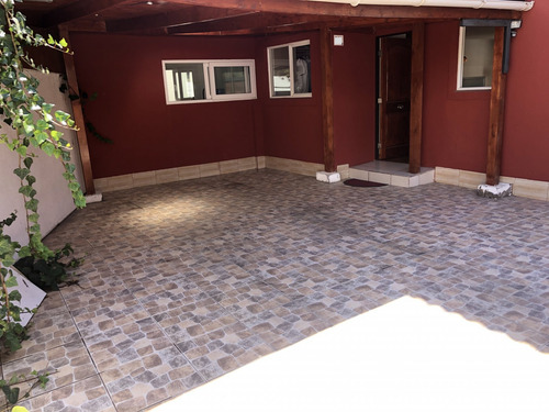 Arrienda Casa 3 Dorm, 3 Baños Sector Residencial Las Orquide