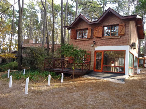 Imagen 1 de 13 de Hermoso Chalet En Alquiler Mar De Las Pampas