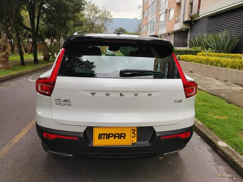 Volvo XC40 2.0 T5 Awd R-design