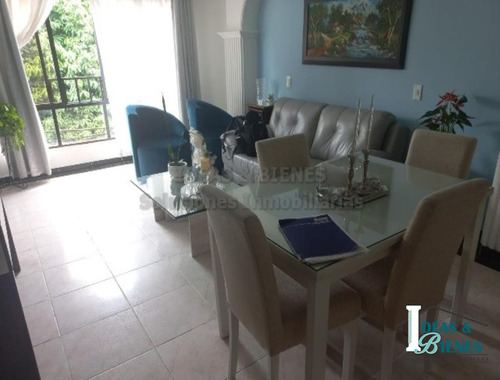 Apartamento En Venta Laureles Medellin