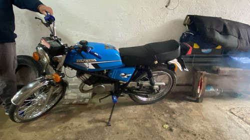 Honda Mb100