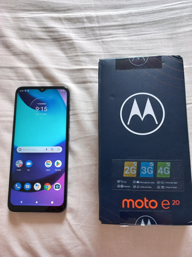 Celular Motorola  E20, Usado
