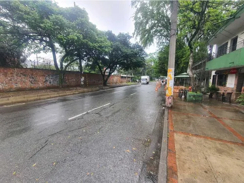 Arriendo Parqueadero Itagüí