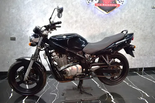 Suzuki 2024 gs 200