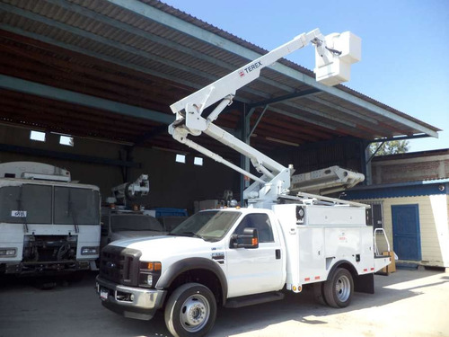 Camion 2010 Ford F550 Grua Canastilla De 13 M