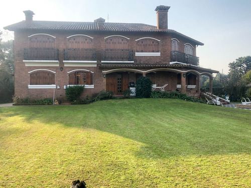 Imagen 3 de 16 de Imponente Propiedad De Categoría En Venta, El Trébol, Ezeiza