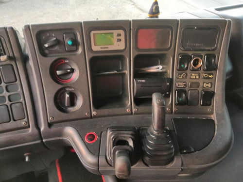 Imagem 13 de 14 de Scania 400 124 Ano 2004