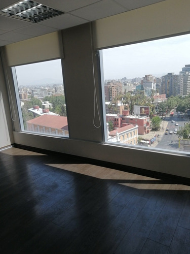 Imagen 12 de 16 de Oficina Habilitada / Maravillosa Vista / Metro M Montt