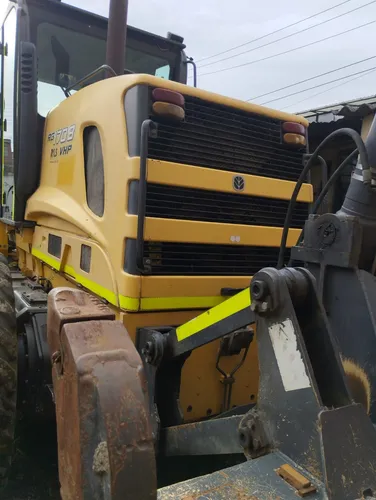 Motoniveladora Newholland 170b