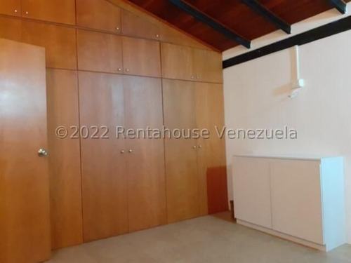 Imagen 20 de 24 de Venta De Hermoso Townhouse En Nueva Casarapa / Ofc 23-435