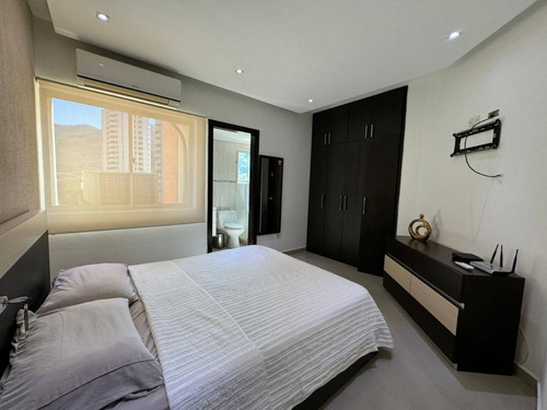 Annic Coronado Vende Hermoso E Impecable Apartamento En Las Chimeneas Amoblado Ref. 265786