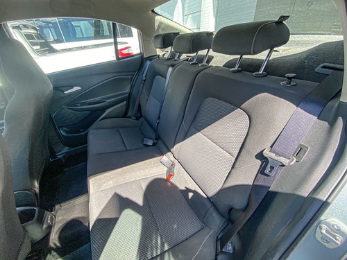 Chevrolet Onix SEDAN Plus LT 1.0 12V Flex 4p Mec.