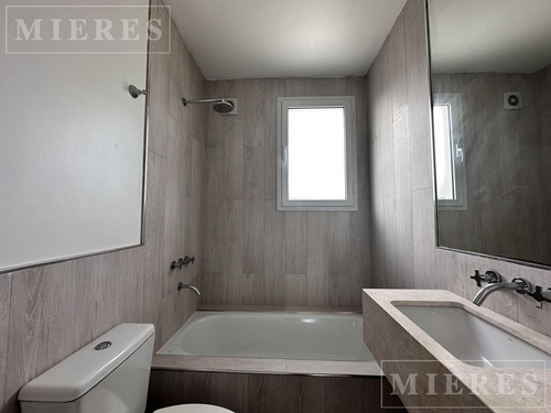Casa En Venta Sobre Lote Interno En Barbarita - Bancalari.