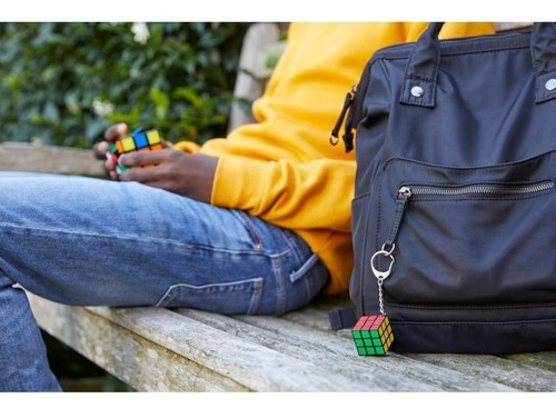 Cubo Magico Rubik's Clasico 3x3 + Llavero Mini Cubo Original