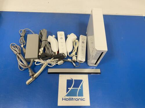 Nintendo Wii Complete W/ 2 Controllers Power Supply Motion