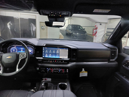 Chevrolet Silverado 5.3 V8 High Country