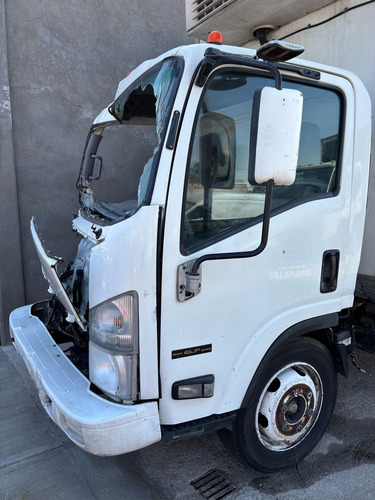 Isuzu Elf 600 2020 Para Reparar Golpe