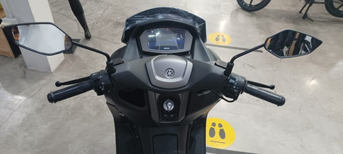 Imagen 9 de 11 de Nmax 155 Connected 2021 0km Negra