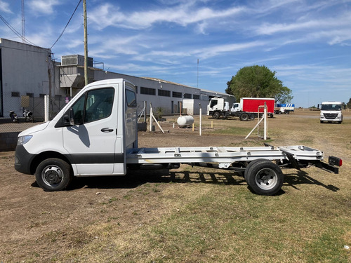Mercedes-Benz Sprinter 516 Cdi Chasis 4325