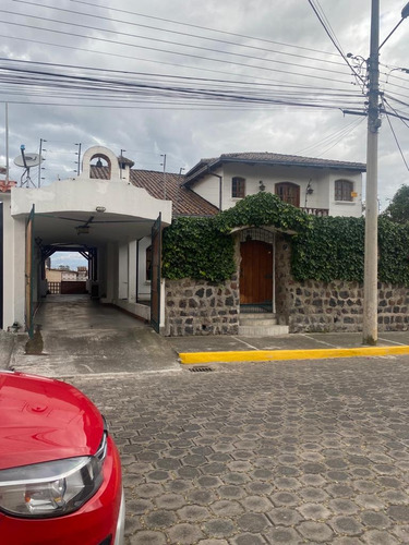 Vendo Hermosa Casa Tipo Colonial