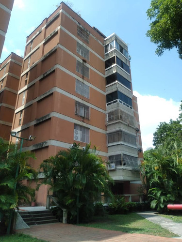 Apartamento Se Vende, 145m2, Los Chorros, Impecable, 3h, 4b., 2 Ptos Estac.